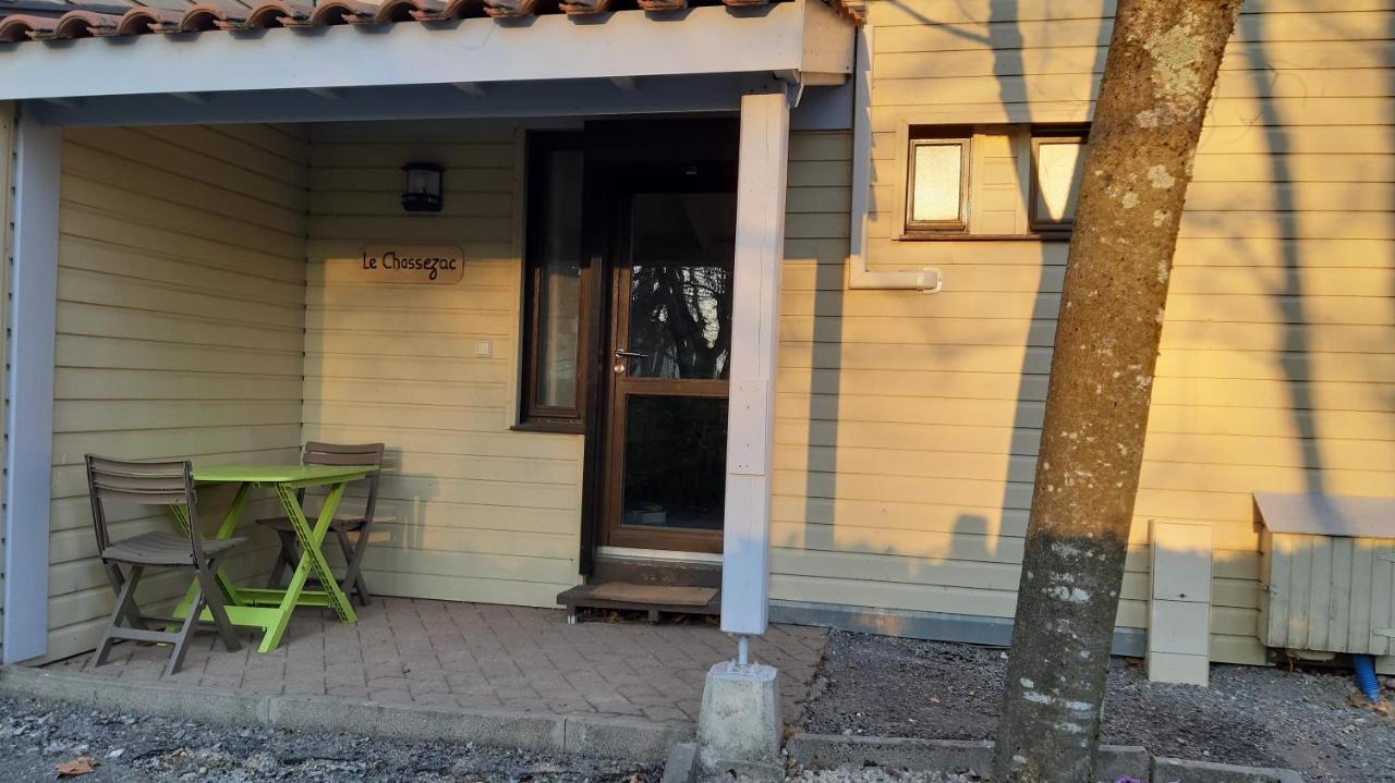 Les Petits Chassezac Villa Grospierres Buitenkant foto