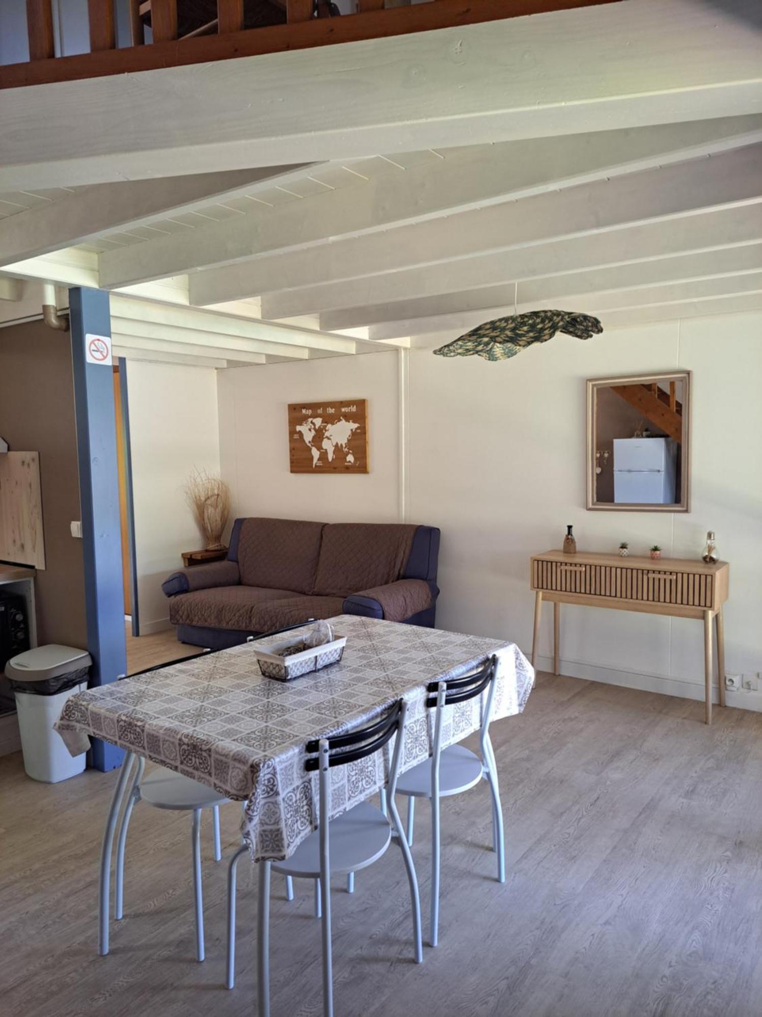 Les Petits Chassezac Villa Grospierres Buitenkant foto